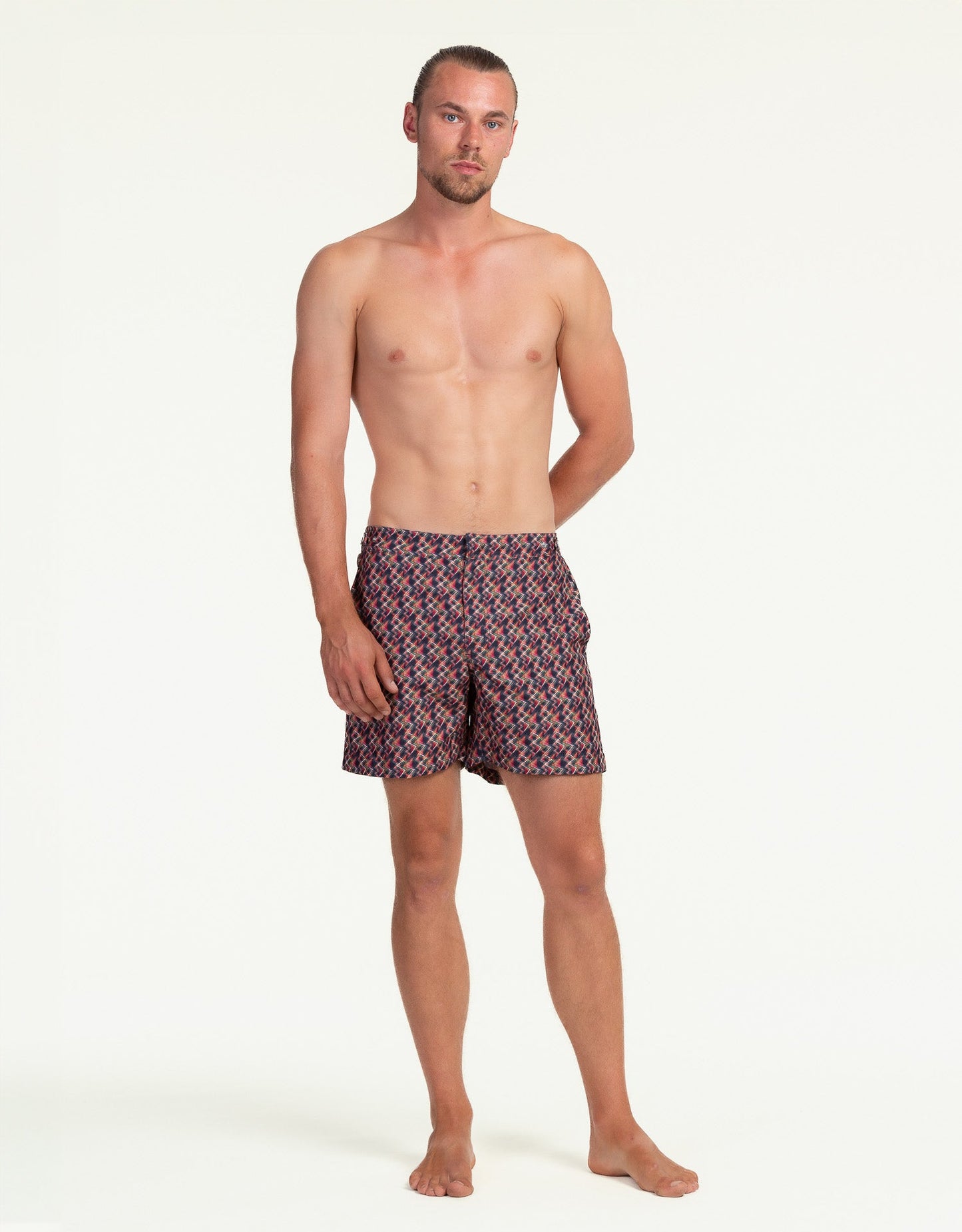 AINU  SWIM&WEAR