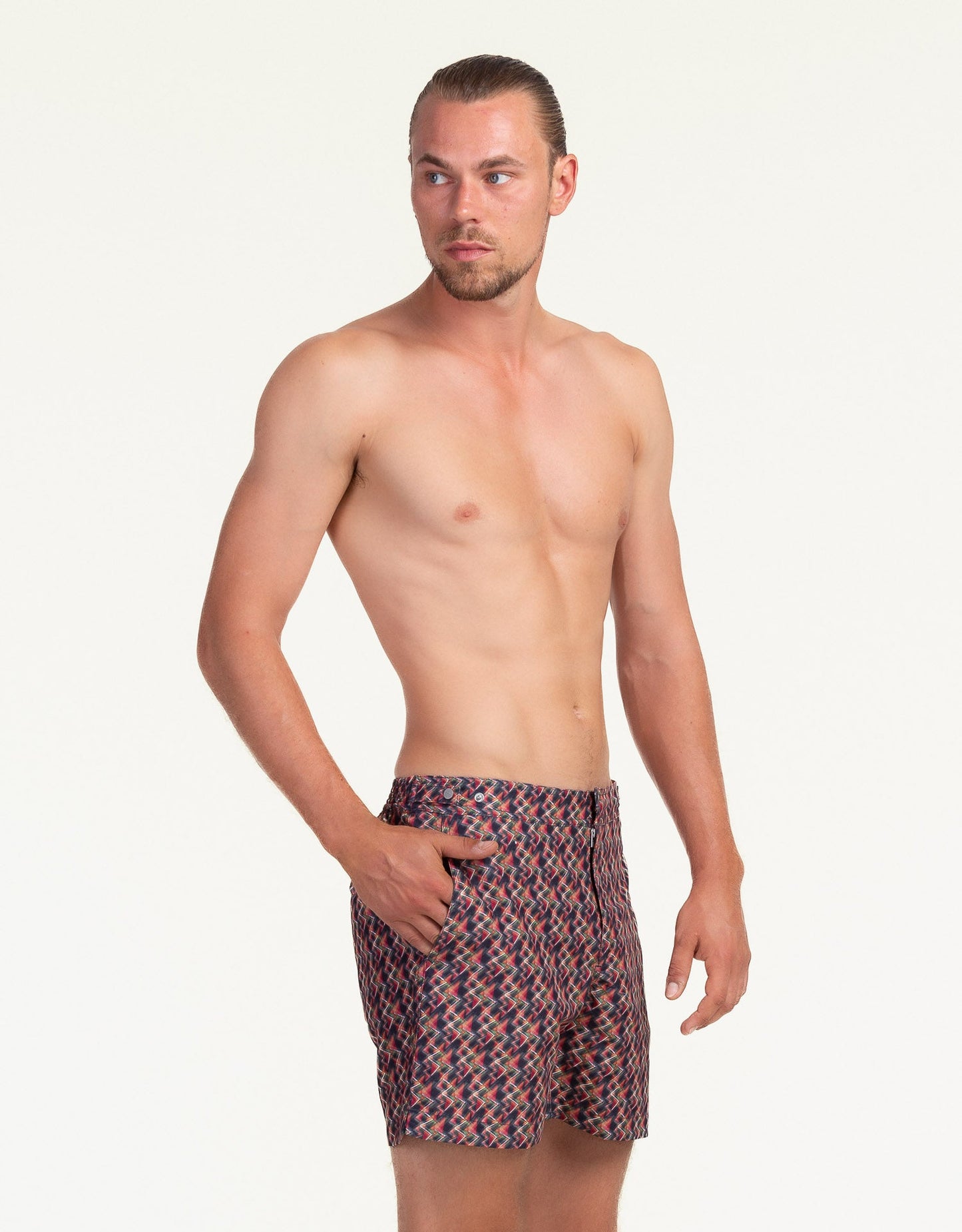 AINU  SWIM&WEAR